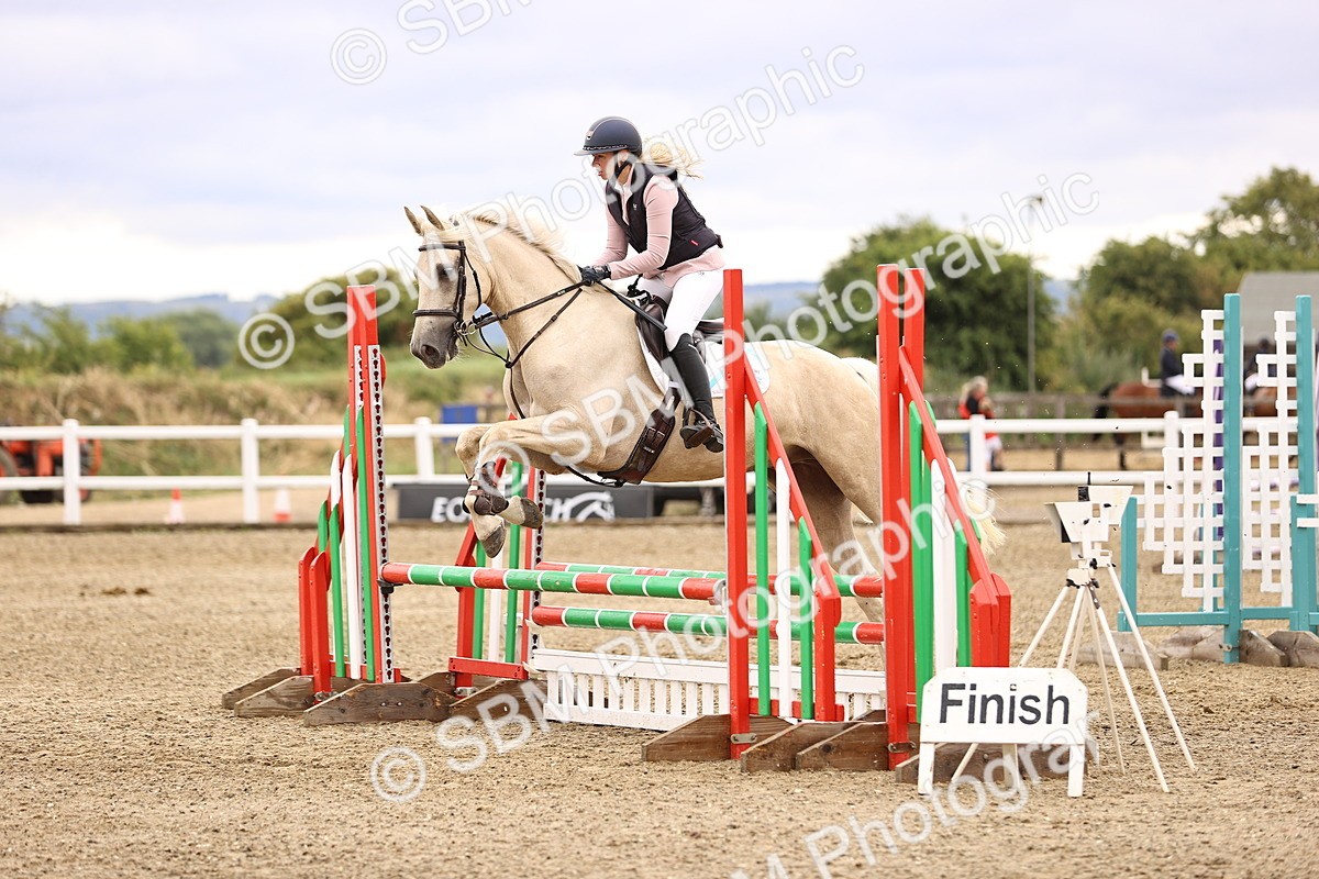 SBM_000019 - Class 1 - Clear Round