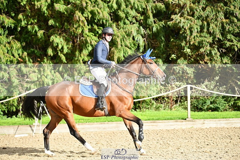 251004A-155734-02033 - Classes 8 & 9 70cm