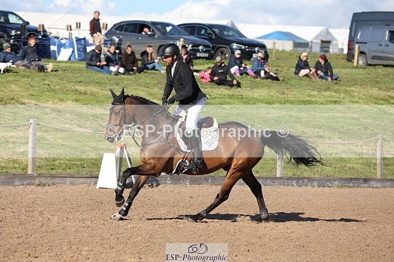 240419A-172651-09796 - Cls 10, 2 Star Big Tour 145cm  Break to End