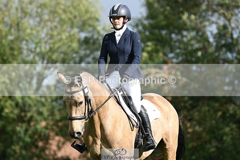 231020-143021-10660 - 498-SILVERLININGS.APHRODITE-Emily.Dobson-DR