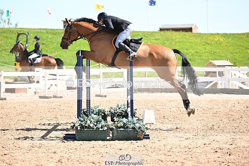 250510-144743-11823 - Cls 23 1.05m Amateur Quali