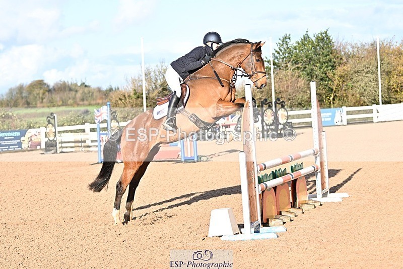 241120X-095253-00043 - Cls 01A&B Snr Brit Nov & 90 Open