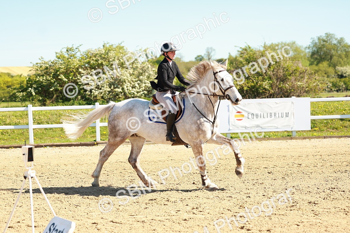 SBM_000116 - Class 1 - Clear Round