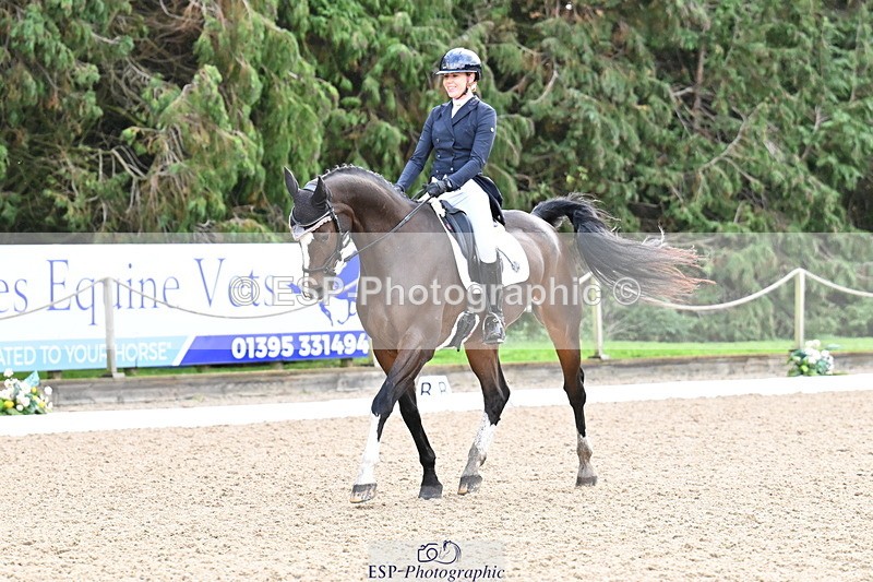 251023A-104917-01085 - C-223-Toots.Bartlett