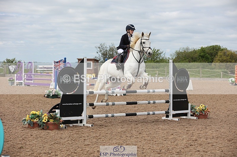 250504-112243-02285 - Cls 3 Pony Discovery and 90cm Open