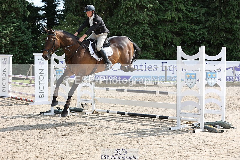 250614A-162421-08296 - Cls 30 1.05m Amateur Q and Open