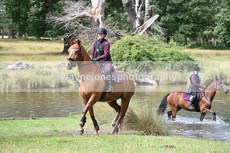 WJ7_1885 - Time at Water 10:48 to 11:13