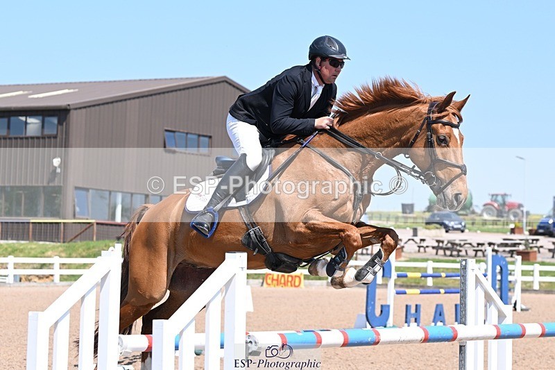 250514-142729-00559 - Foxhunter and 1.20m Open