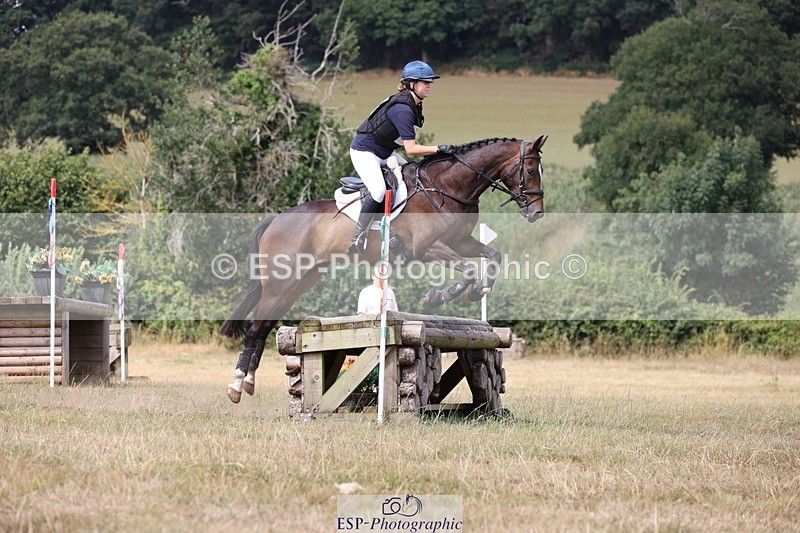 250802A-150144-05197 - D-161-Amelia.Halley-MOMENTUM.21