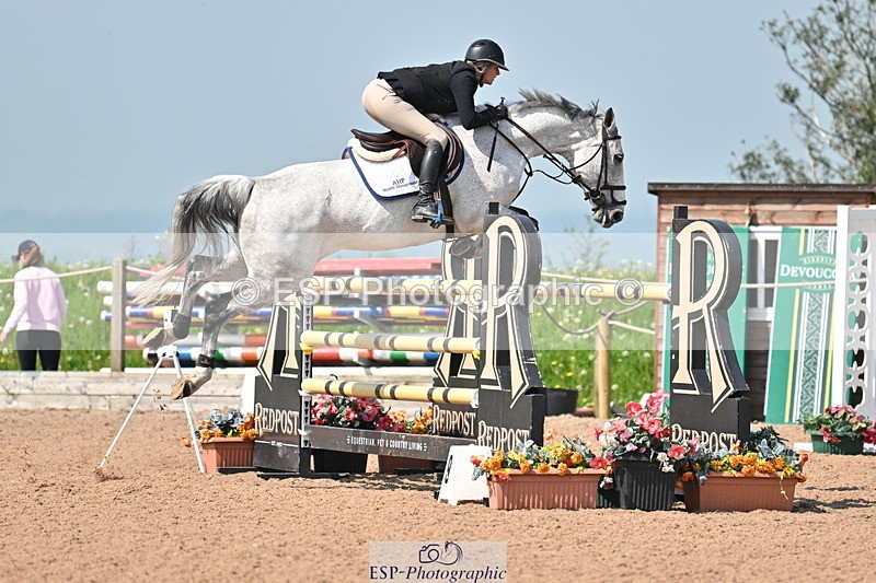 240512A-111007-17500 - Cls 48 National 1.30m Open