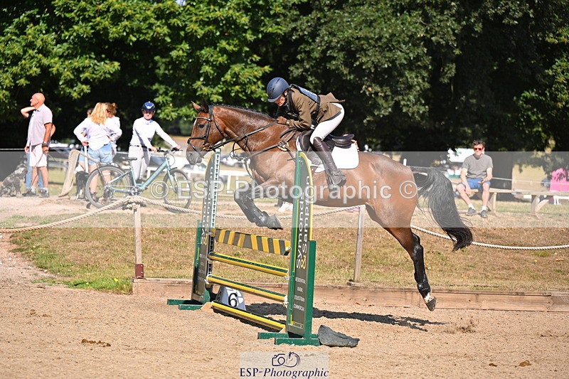 250802A-094947-00266 - B-057-Emma.Ergatoudis-MINERVA.VAN.DE.KOOLDRIES