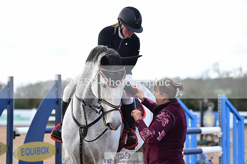 231014A-145302-05363 - Cls 15 1.05m Amateur Q 2nd R