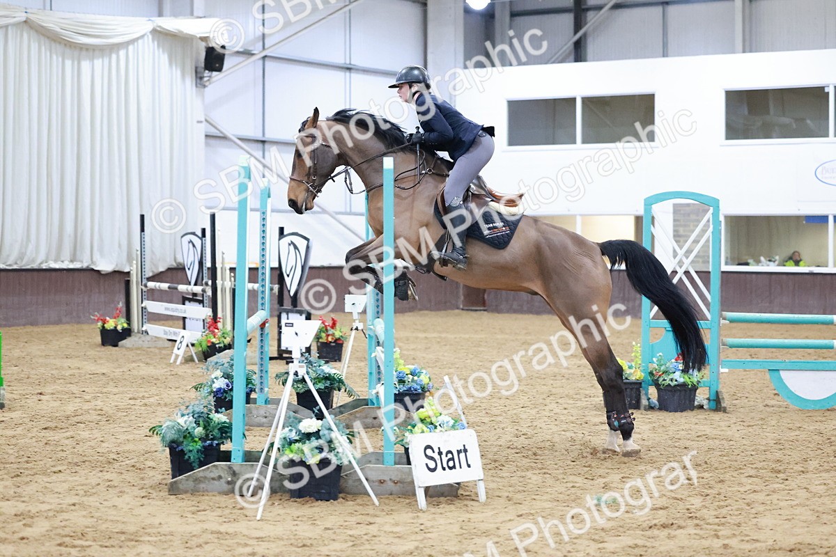 SBM_007441 - Class 24 - Nupafeed Supplements Senior Discovery/ 1m Open