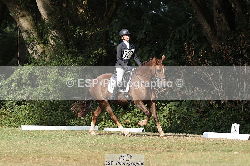 250823A-161818-33392 - PC80 Ride Off