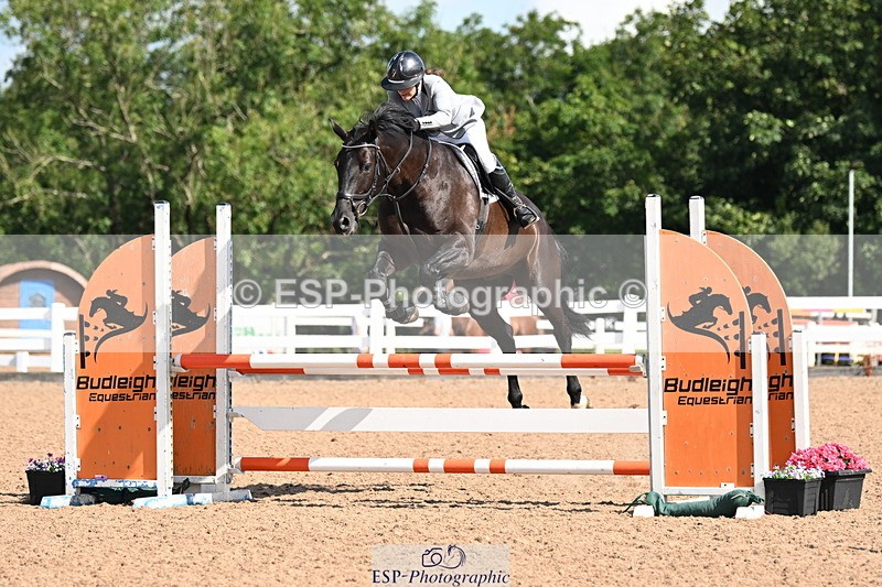 240728A-100550-07790 - Cls 33 Snr British Novice and 90cm Open