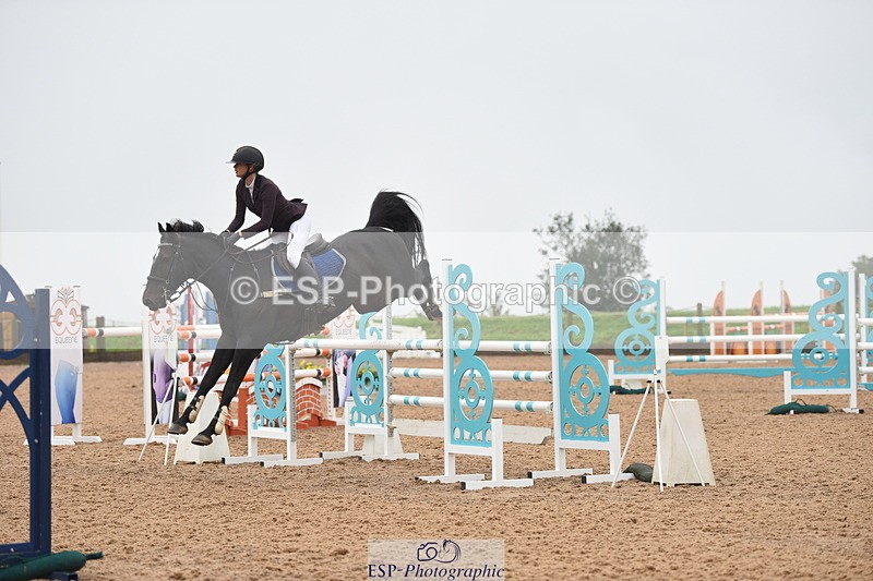 230916A-102154-03784 - Cls 14 Snr Foxhunter