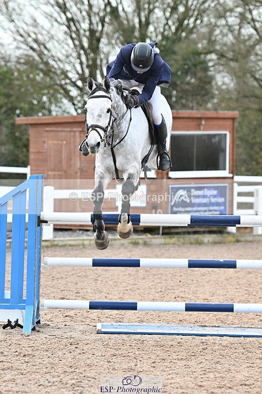 231208A-135500-01039 - Cls 6 Foxhunter & 1.20m Open