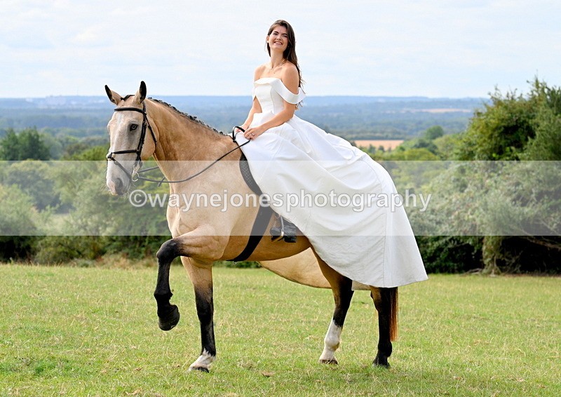 WJ7_5805-001 - Zoe & Fred Wedding Dress Shoot 09-08-25