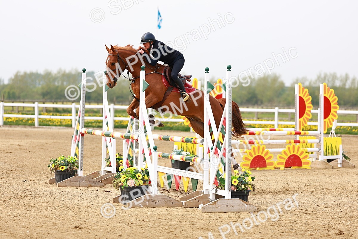  - Class 17 - Senior 1.05m