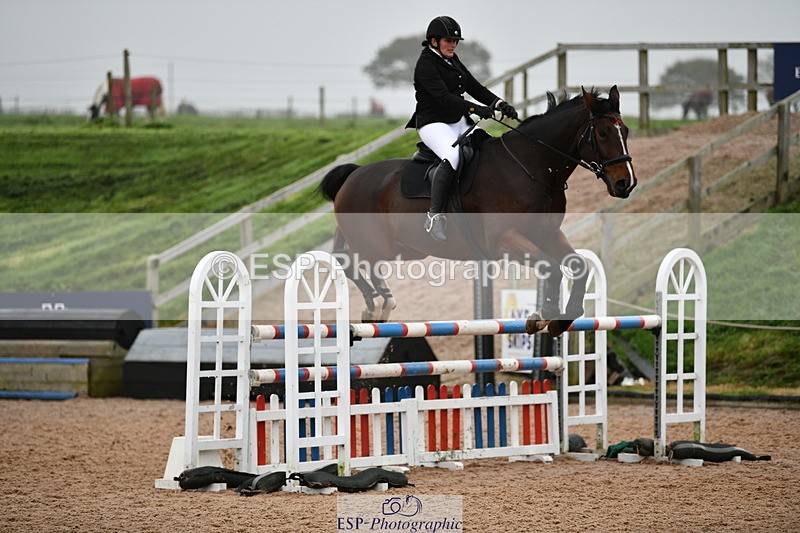 241102A-152908-06196 - SAT Cls 12 1.15m Members Cup