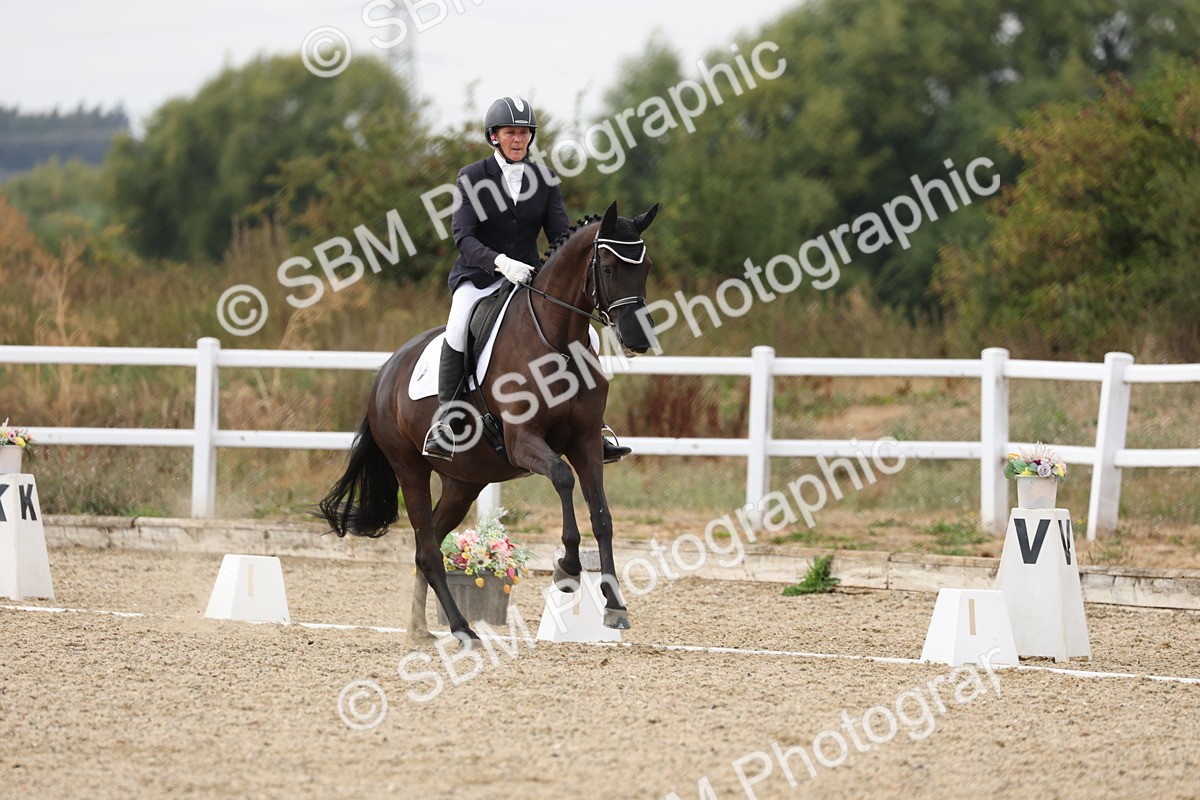 SBM_015596 - Class 6 - E5 Silver 15.54.16.58