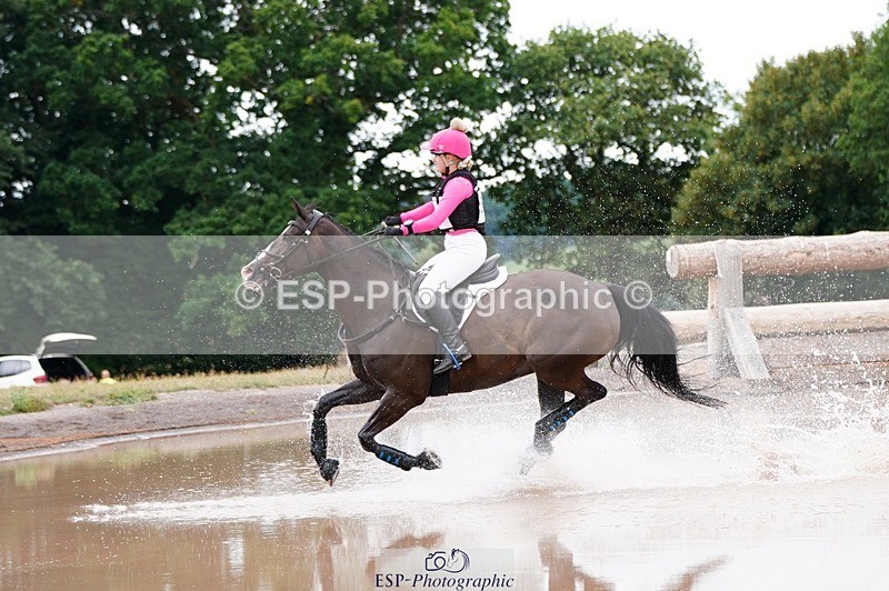 250803A-104210-10314 - L-504-Chloe.Williams-FIRST.LADY