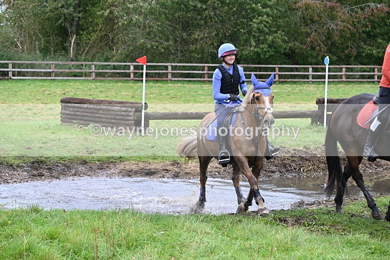 WJ6_6737 - Time at Photographer 13:06 to 13:23