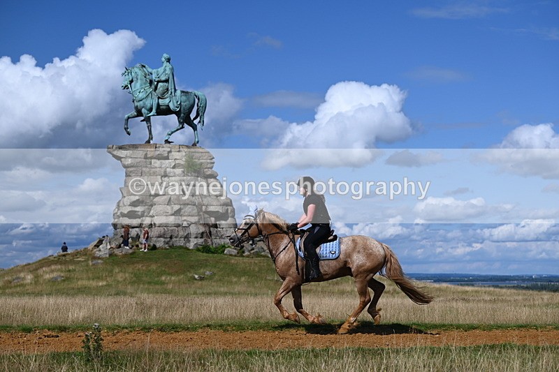DSC_0146 - Time at Statue 15:58 to 16:05