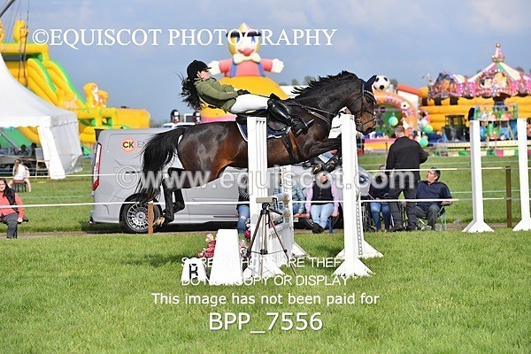 BPP_7556 - CLASS 6 Nisbets Fresh From The Farm & The Golf Inn 1.00m Amateur Championship