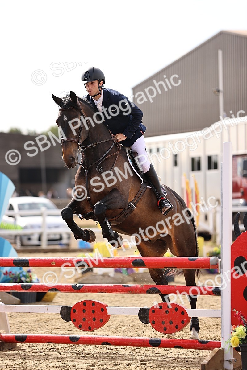SBM_009310 - Class 7 - Senior Discovery - 1.00m Open