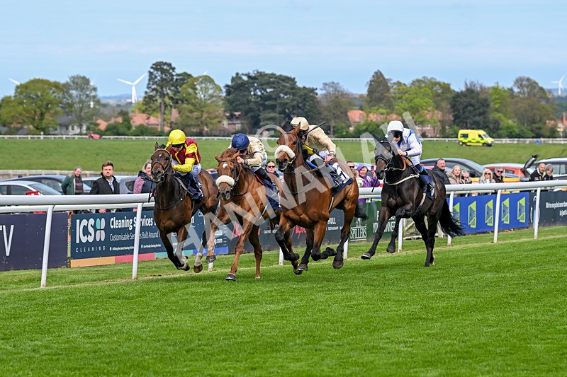 240425-Race 4-Bowen Island-1360 - Race 4