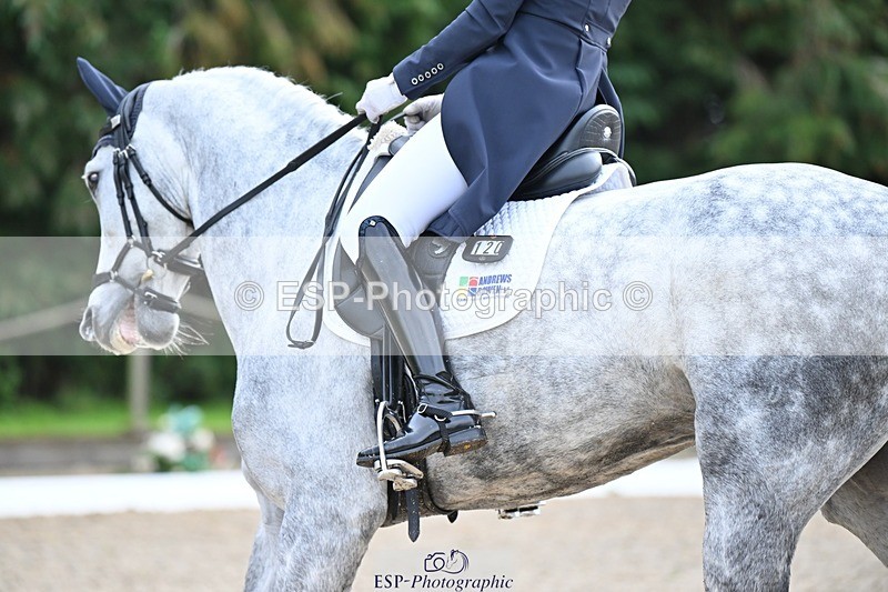 231019-125904-03253 - 120-VAN.KAUNITZ-Sara.Squires-DR