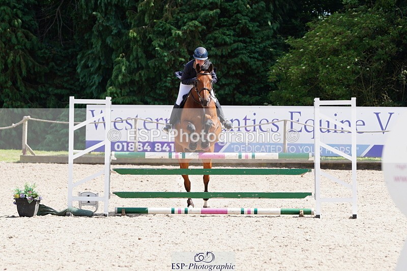 250615A-154920-11885 - Class 49 1m 05 Amateur Qualifier Snr 1m 05