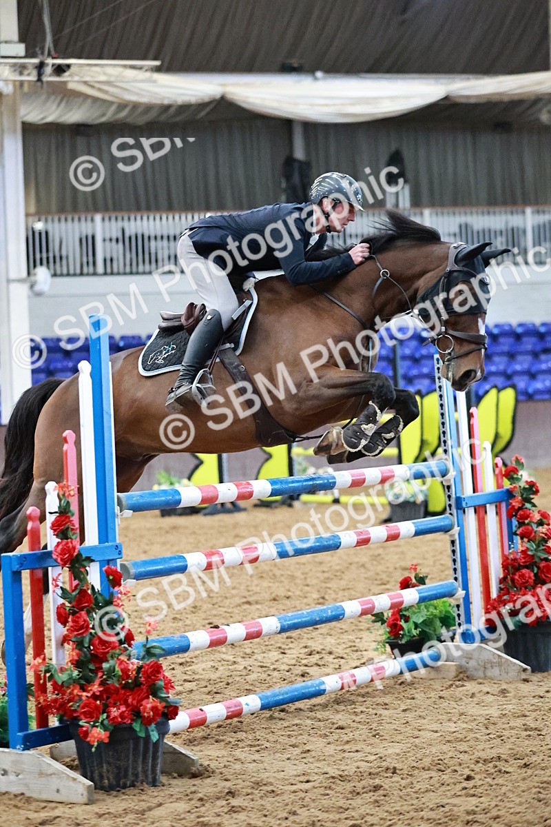 SBM_001942 - Class 5 - Senior Foxhunter 1.20m