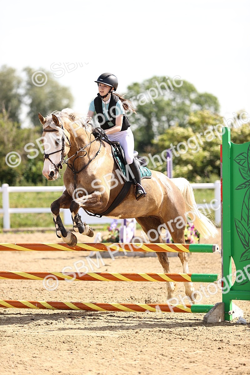 SBM_003551 - Class 8 - Clear Round