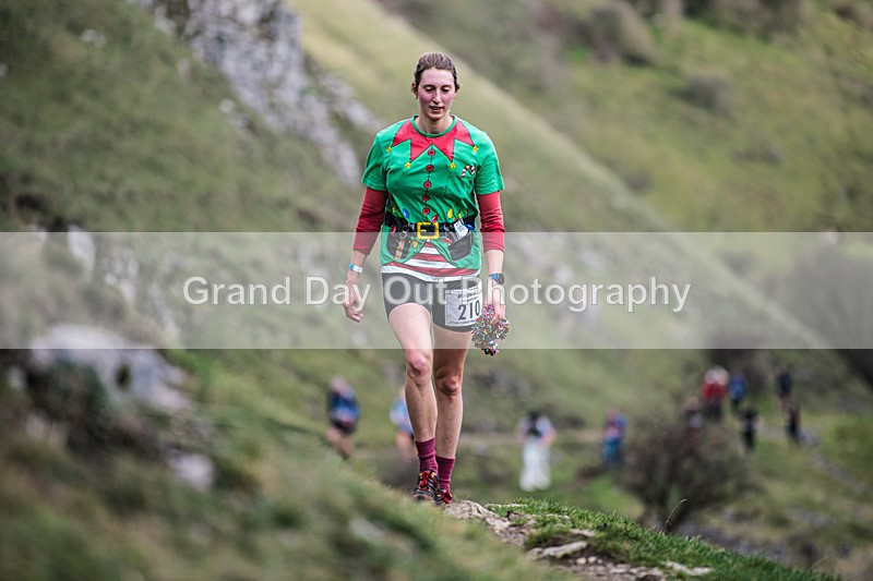 Litton-646 - Litton Christmas Cracker Fell Race (Limestone Series) Sunday 14th December 2025
