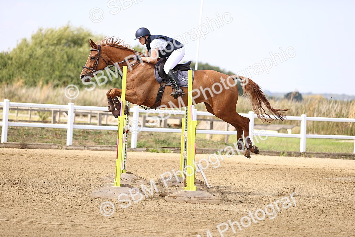 SBM_006604 - Class 12 - Amateur Championship Qualifier 1.05m