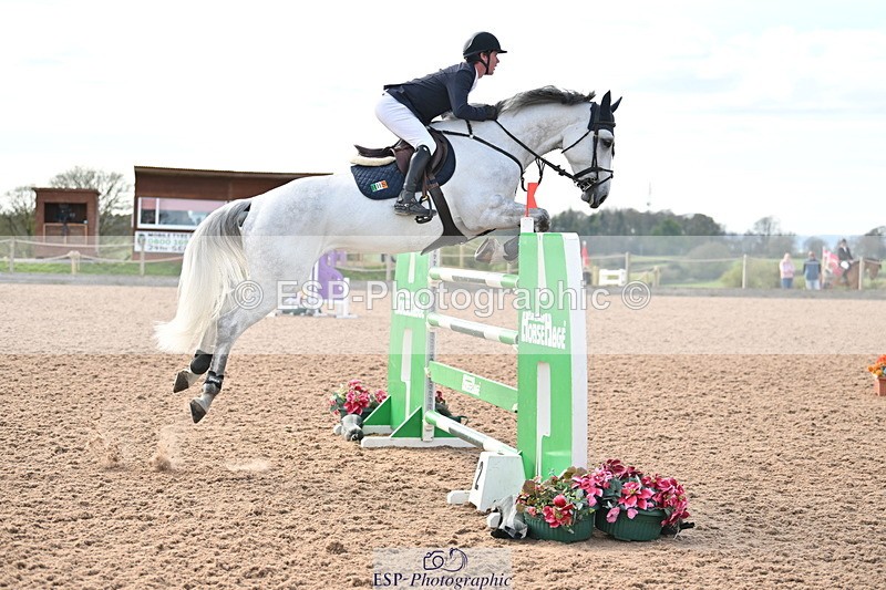 240418A-160227-04934 - Cls 9, 2 Star Big Tour 1.40m