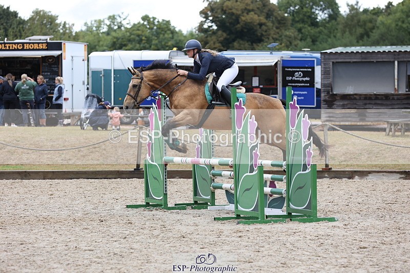 250829A-120654-01561 - Cls 7 British Novice and 90cm
