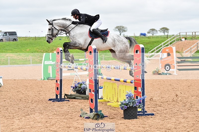 230507A-142228-08388 - Cls 48 Foxhunter