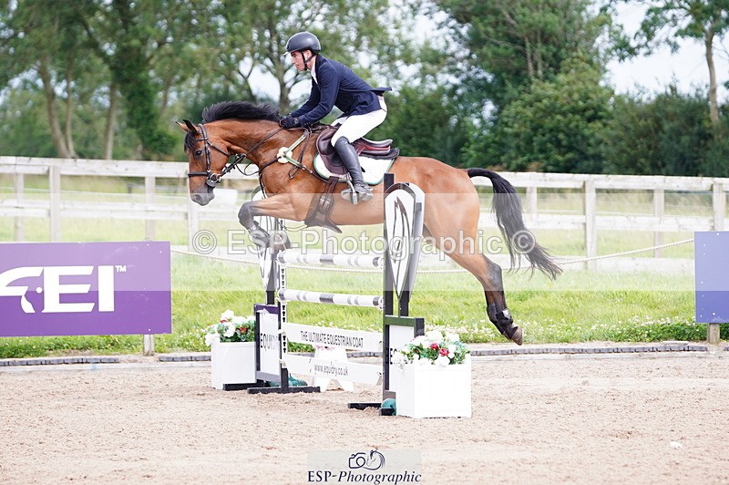 240804A-153626-11470 - Cls 46 Snr Foxhunter