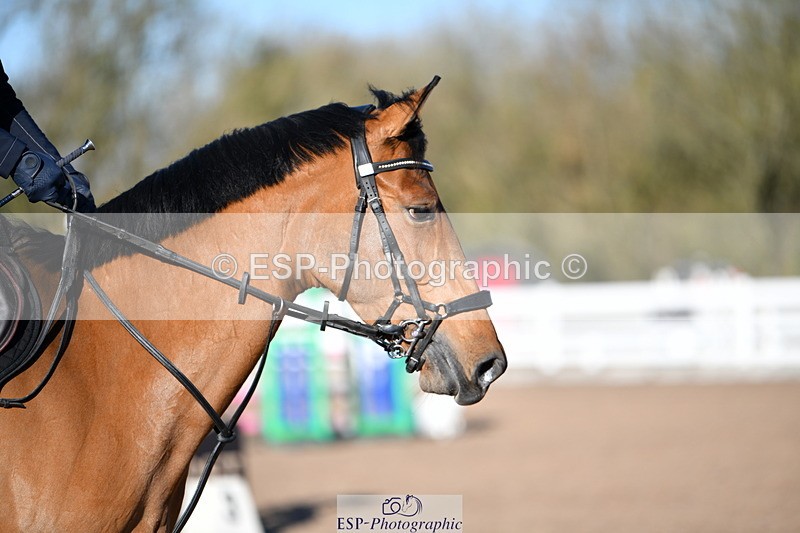 231110A-133235-00598 - Cls 5 Newcomers & 1.10m Open