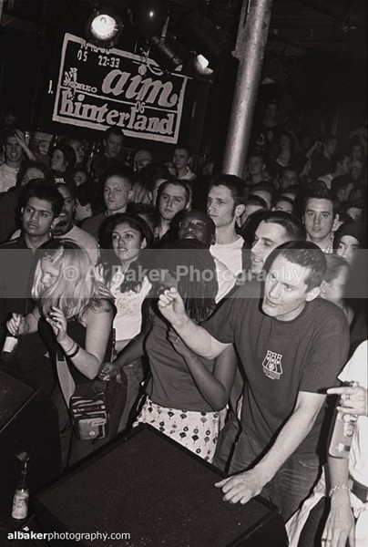 6 - Friends-&-Family @ sankeys-soap 28.02.02