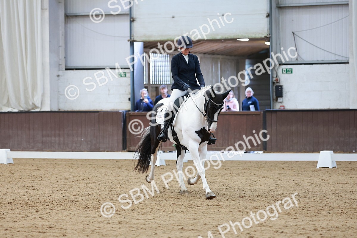 SBM_009158 - Class 6b - Novice 6 - 11.02-12.19