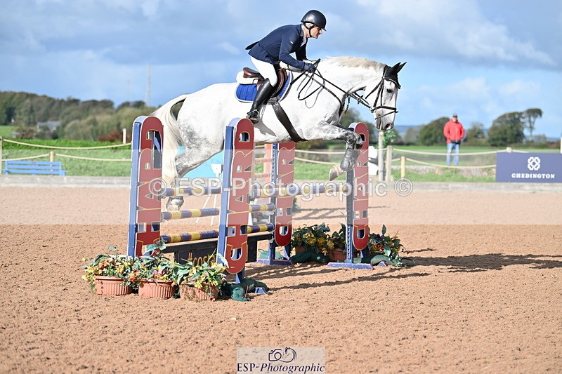 231014A-104926-04227 - Cls 18 Newcomers & 1.10m Open