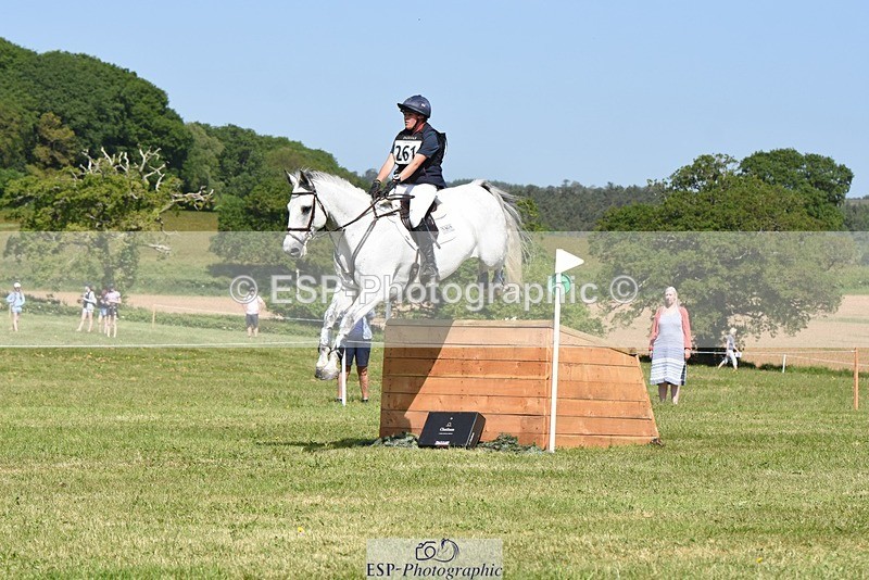 230527-104332-08711 - 261-COOLEY_NOW_OR_NEVER-Georgina_Herrling-XC