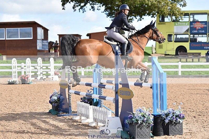 231015A-130222-08180 - Cls 25 95cm Amateur Q 2nd R