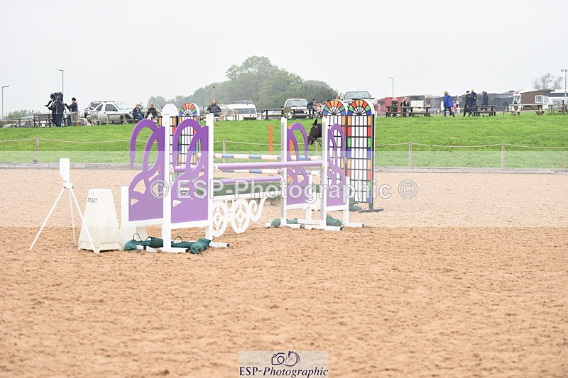 230916A-163732-05590 - Cls 19 Snr 1.10m Derby