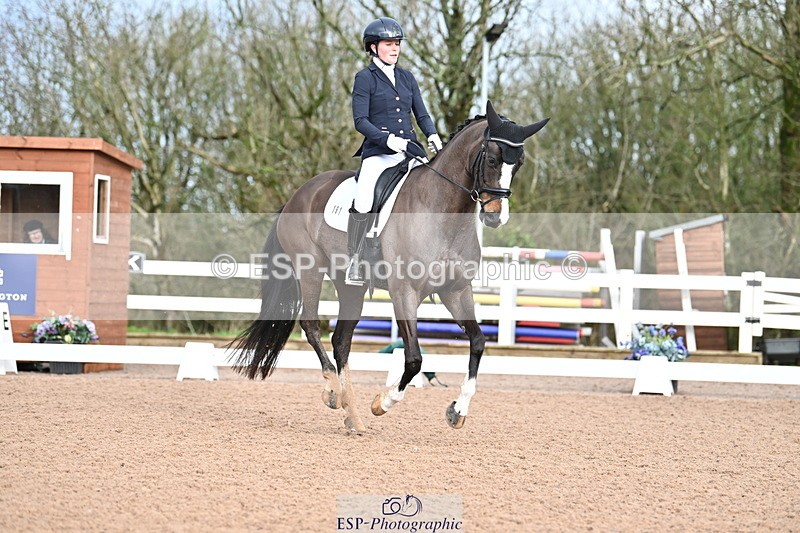 240218A-103456-05590 - 161-Katie.Warner-Active.Nuvalari