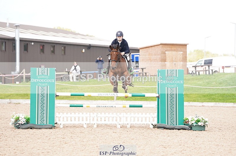 241004A-131342-00558 - Fri 03 Snr Newc & 1.10m Open